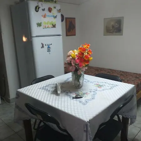 Annoula Sweet Feriehus Kamínia